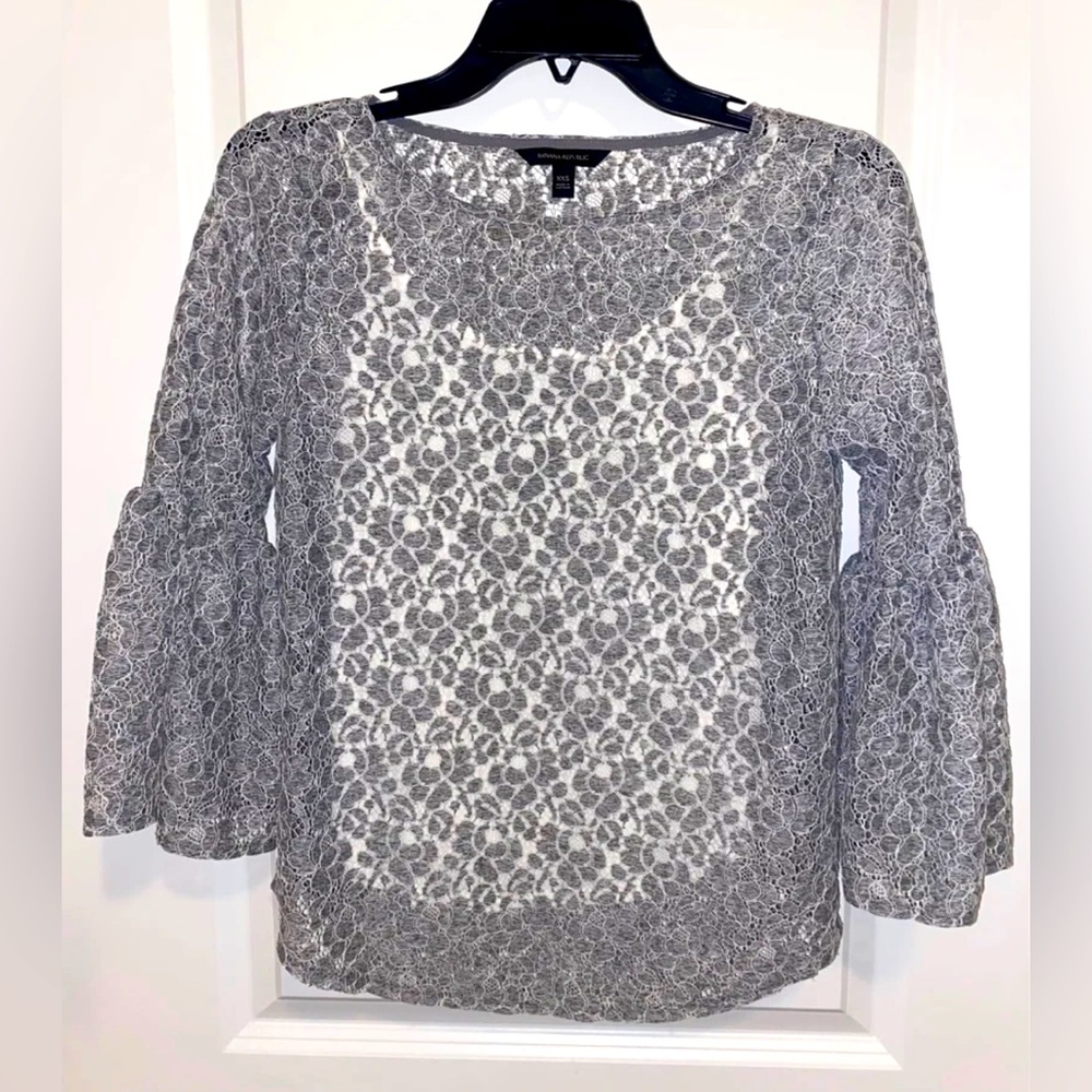 Banana Republic Women’s Lace Flutter-Sleeve Top